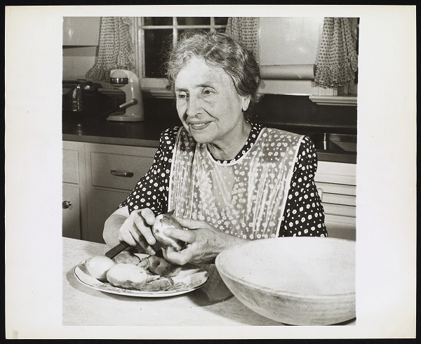 With a robust set of keywords and extensive descriptions, the American Foundation for the Blind’s archival images of Helen Keller are accessible to all users. Courtesy American Foundation for the Blind, Helen Keller Archive